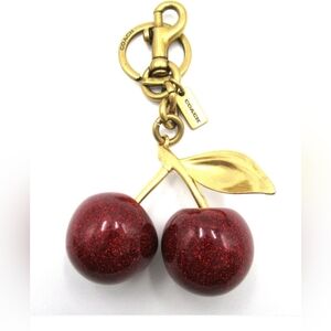 COACH (min.pre-loved)Cherry keychain Red Gold metal